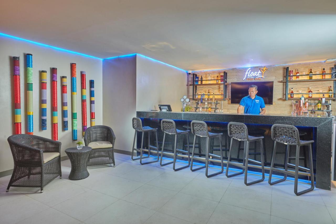 Belmont Hotel Mactan Lapu-Lapu City Exterior foto