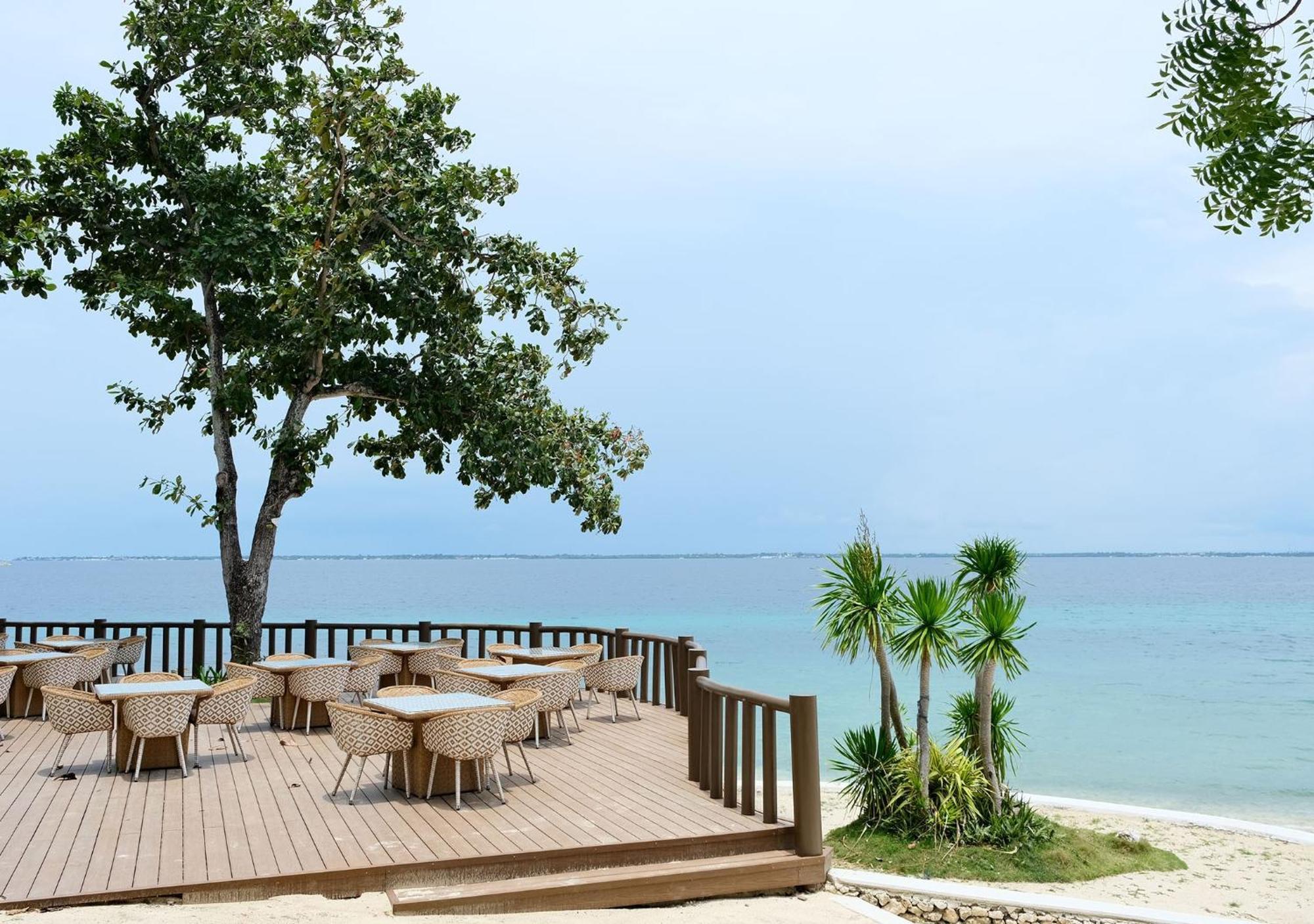 Belmont Hotel Mactan Lapu-Lapu City Exterior foto