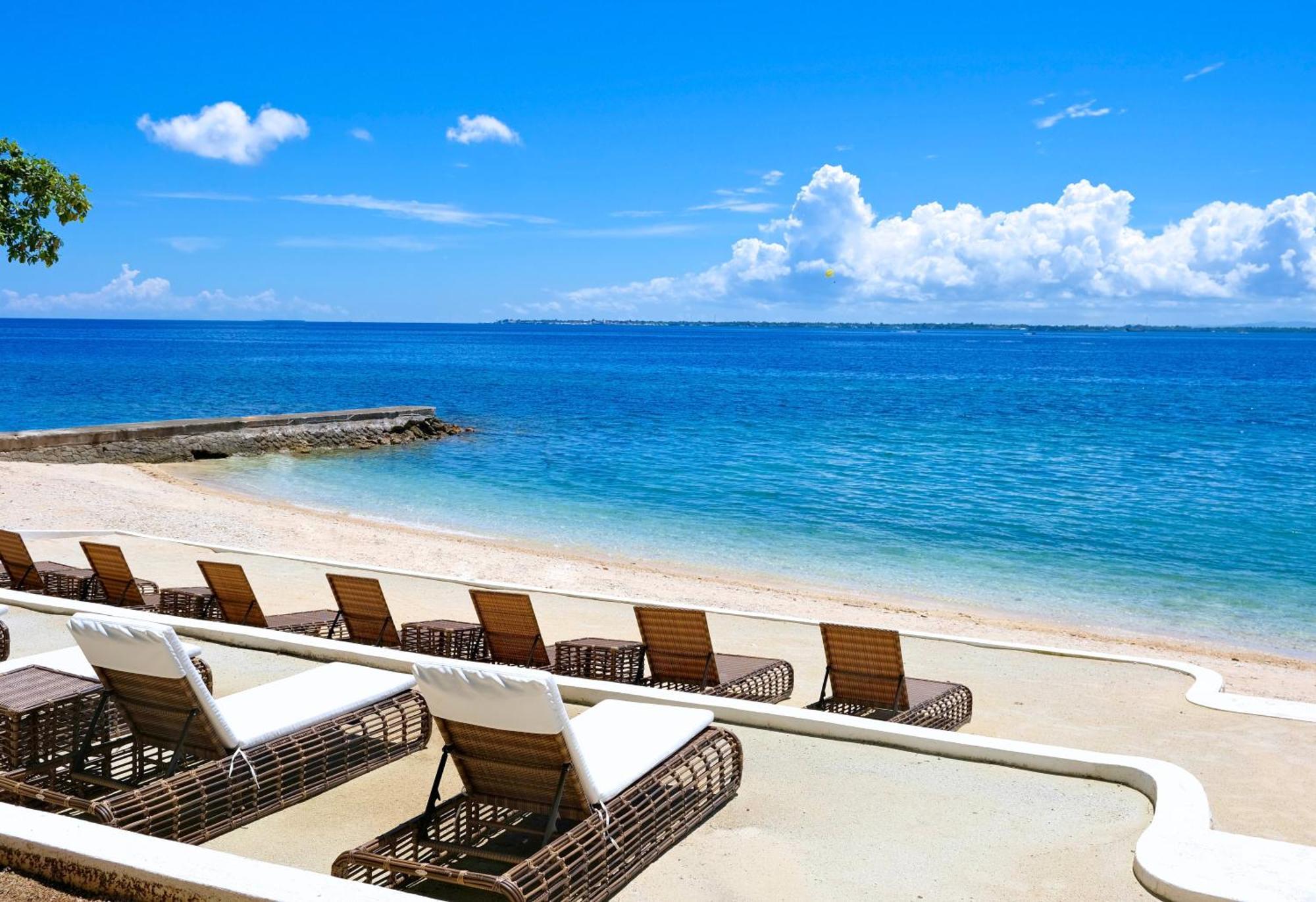 Belmont Hotel Mactan Lapu-Lapu City Exterior foto