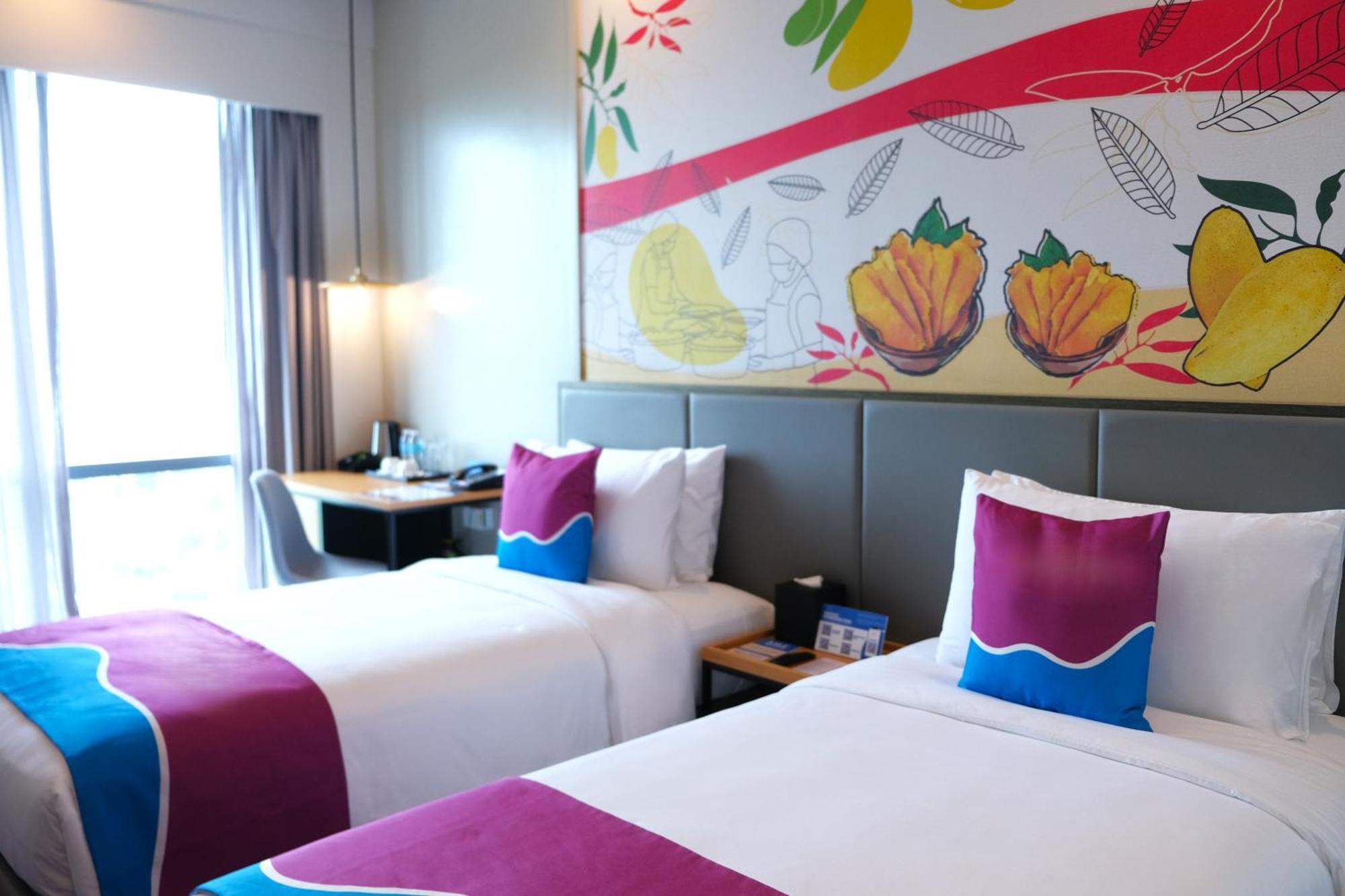 Belmont Hotel Mactan Lapu-Lapu City Exterior foto