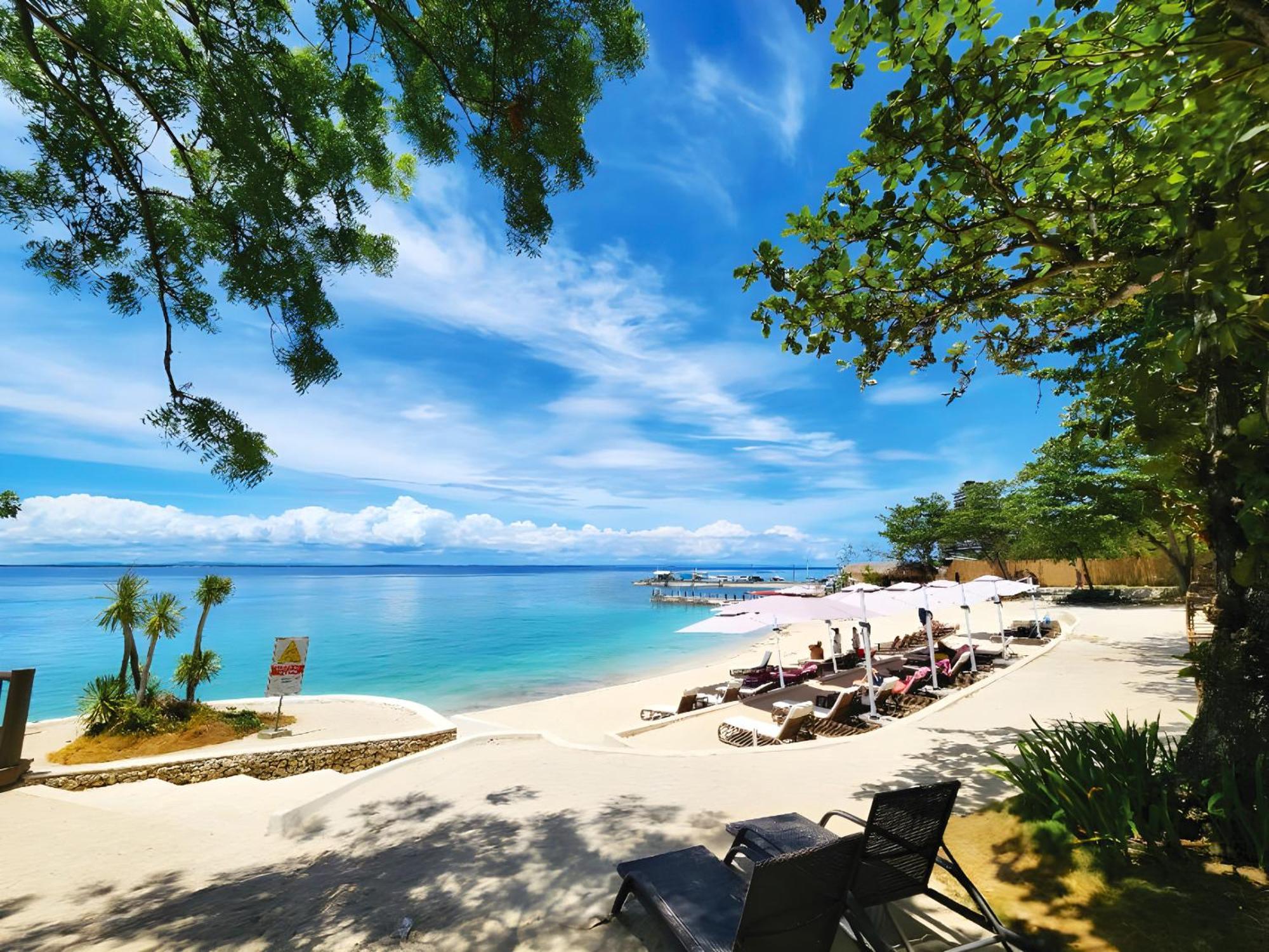 Belmont Hotel Mactan Lapu-Lapu City Exterior foto