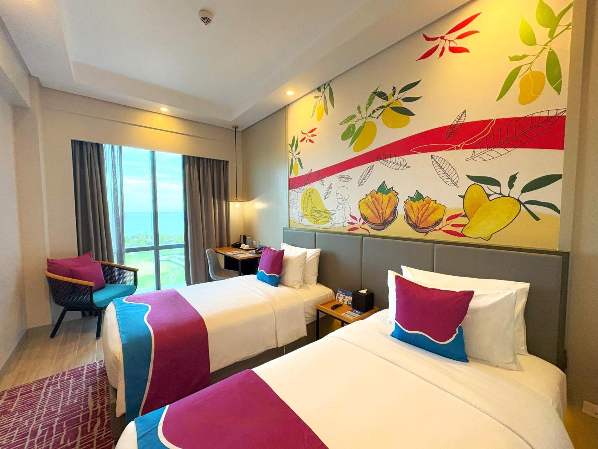 Belmont Hotel Mactan Lapu-Lapu City Exterior foto